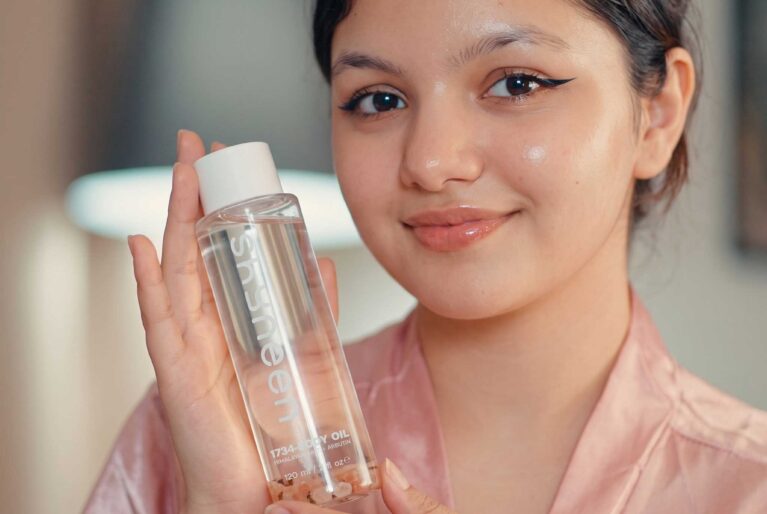 Don't just apply your serum—understand it. We're diving deep into the powerful ingredients that make your favorite serums work, from Vitamin C to Hyaluronic Acid. Learn what each component does for your skin and how to choose the right formula to target your specific concerns.